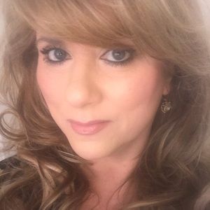 Meet your Posher, Colleen